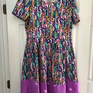 LuLaRoe Amelia